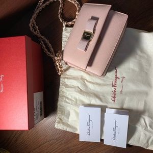 Meet your Posher, Vy